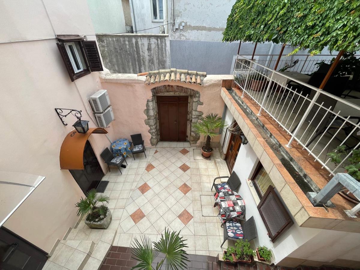 Casa Di Nives Leilighet Krk Town Eksteriør bilde