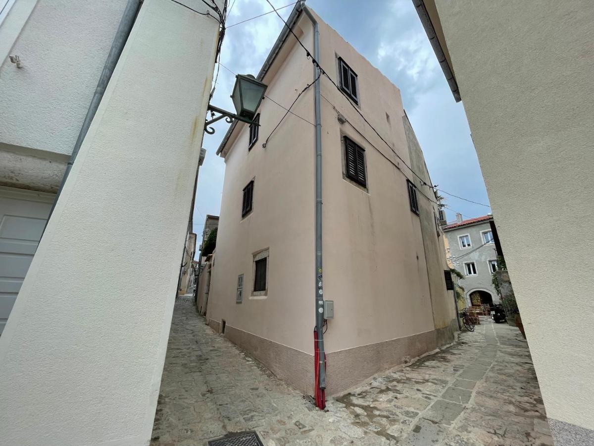 Casa Di Nives Leilighet Krk Town Eksteriør bilde